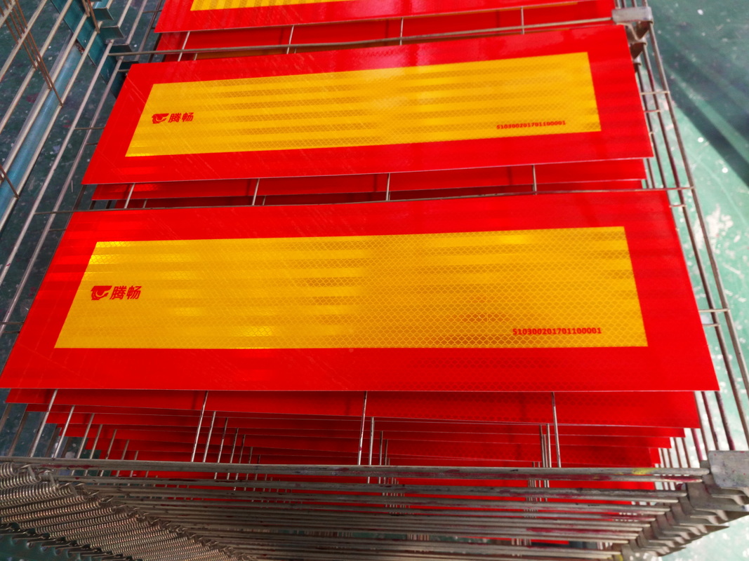 Treflector Truck Safety Tape Printable Reflective Rear Marking Plates Stickers Prismatic Reflective Sheeting Material