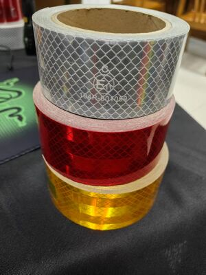 ECE104R Металлизированная светоотражающая лента желтого цвета E11 для безопасности грузовиков